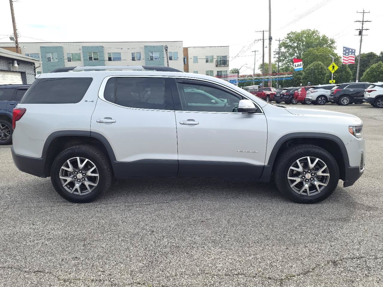 Used 2020 GMC Acadia SLE w/ Driver Convenience Package AWD/4WD image 4