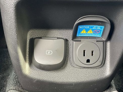 Used 2021 Genesis GV80 3.5T w/ Advanced Package 06 image 13