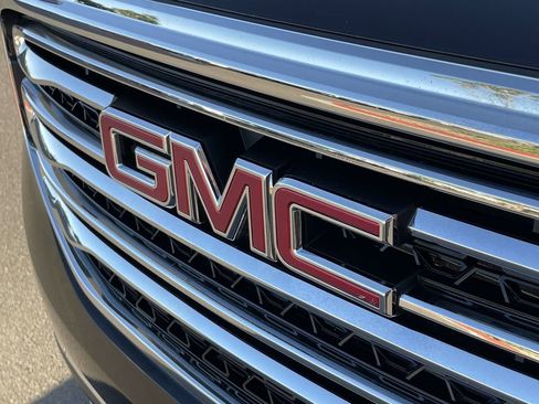 Used 2019 GMC Acadia SLE w/ Driver Alert Package I FWD image 29