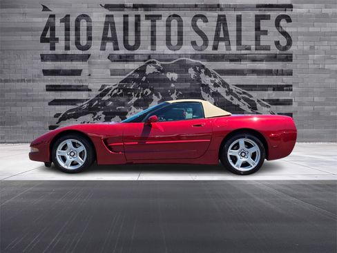 Used 1999 Chevrolet Corvette Convertible w/ Memory Pkg RWD image 13