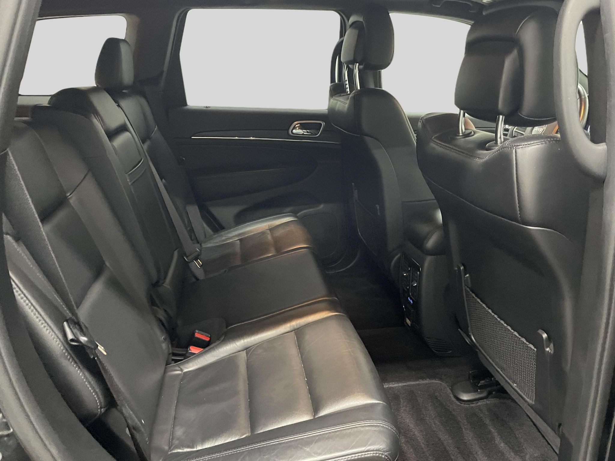 Used 2019 Jeep Grand Cherokee Limited w/ Trailer Tow Group IV AWD/4WD image 9
