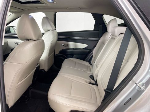 Used 2024 Hyundai Tucson SEL w/ Convenience Package FWD image 11