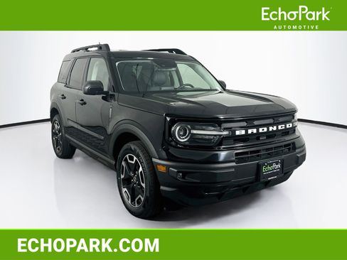 Used 2022 Ford Bronco Sport Outer Banks AWD/4WD image 1