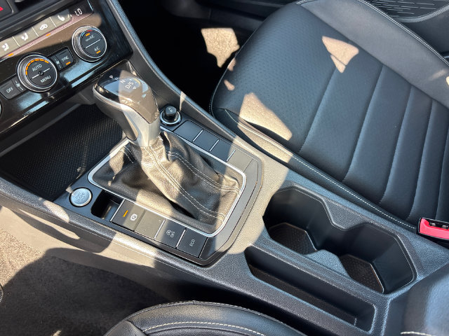 Used 2024 Volkswagen Jetta SE FWD image 24