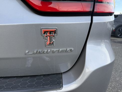 Used 2016 Dodge Durango Limited image 16