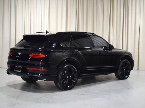 Certified 2023 Bentley Bentayga image 3