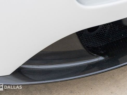 Used 2011 Aston Martin V12 Vantage Coupe image 23