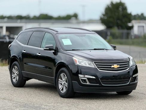 Used 2016 Chevrolet Traverse LT AWD/4WD image 1