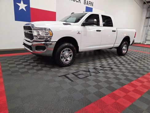 Used 2020 RAM 2500 Tradesman AWD/4WD image 2