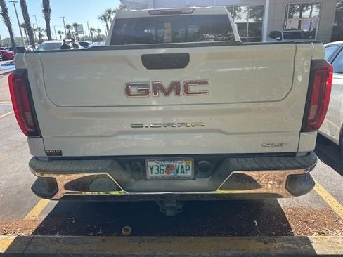 Used 2024 GMC Sierra 1500 SLT w/ SLT Premium Package AWD/4WD image 16
