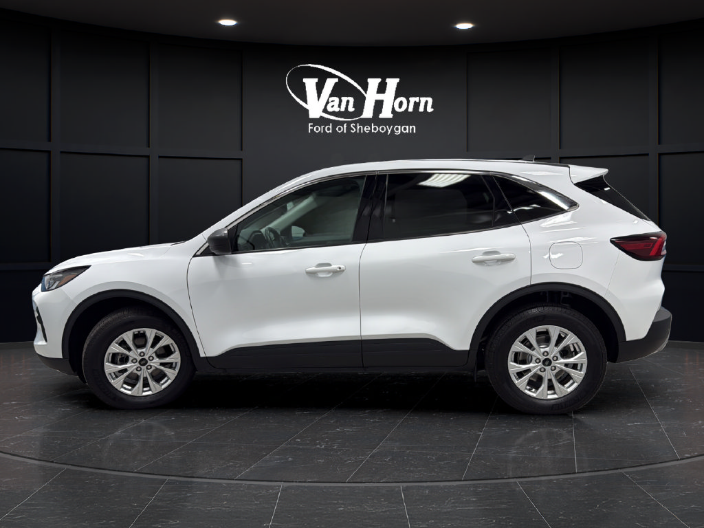 Used 2024 Ford Escape Active w/ Tech Pack #1 AWD/4WD image 3