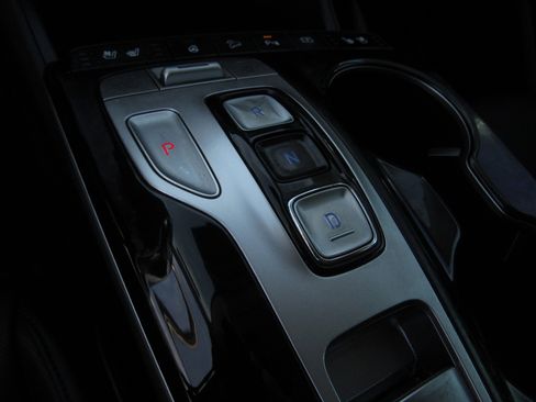 Used 2023 Hyundai Tucson Limited w/ Cargo Package image 23