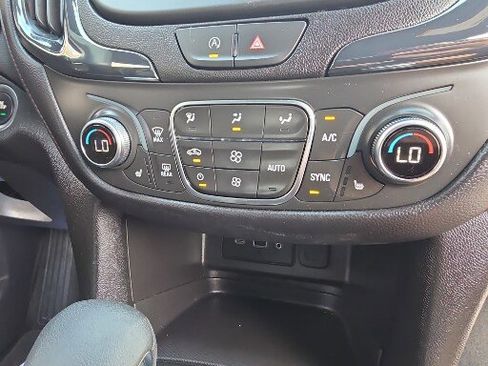 Used 2024 Chevrolet Equinox RS image 5