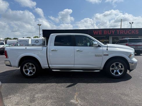 Used 2015 RAM 1500 Laramie w/ Convenience Group AWD/4WD image 4