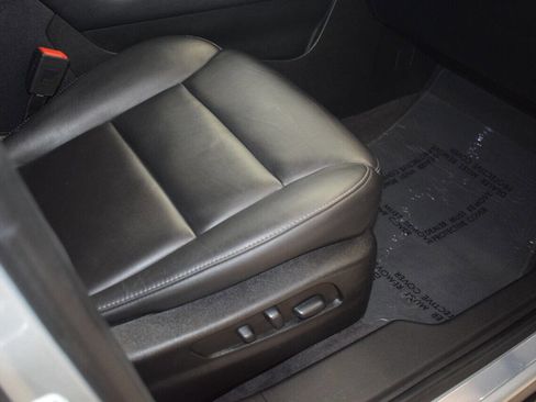 Used 2020 Cadillac XT4 Premium Luxury image 43