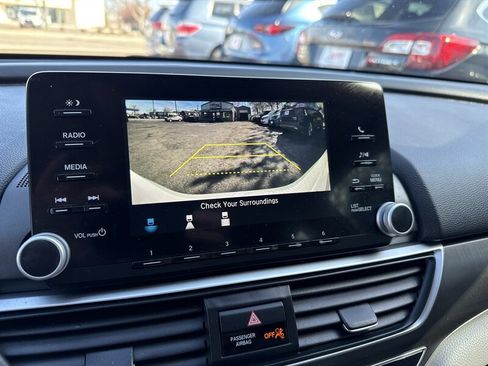 Used 2019 Honda Accord LX image 33