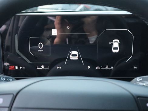 New 2025 Kia K4 EX image 34