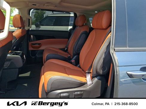 Certified 2024 Kia Carnival SX Prestige FWD image 12