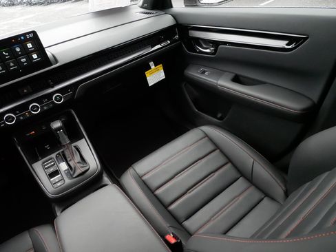 Certified 2026 Honda CR-V Sport Touring image 11