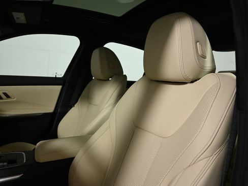 New 2026 BMW 330i xDrive Sedan w/ Convenience Package image 16