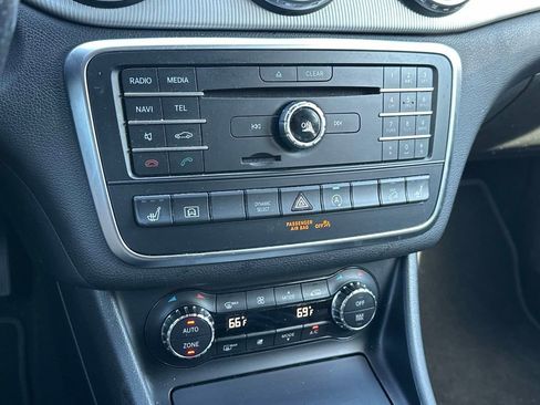 Used 2017 Mercedes-Benz GLA 250 4MATIC image 25