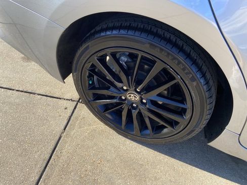 Used 2024 Toyota Camry XSE image 31