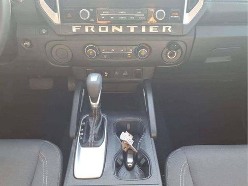 Certified 2026 Nissan Frontier SV RWD image 12