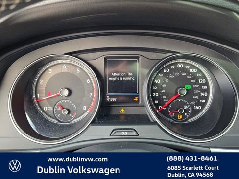 Used 2021 Volkswagen Atlas Cross Sport SE w/ Panoramic Sunroof Package image 22