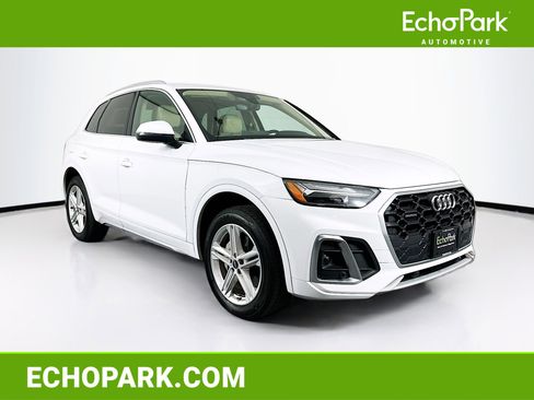 Used 2021 Audi Q5 e Premium w/ Convenience Package image 1