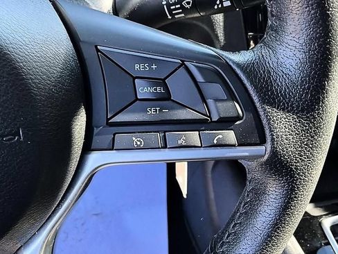 Used 2019 Nissan Rogue S w/ Special Edition Package FWD image 27