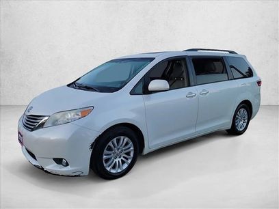 Used 2016 Toyota Sienna XLE