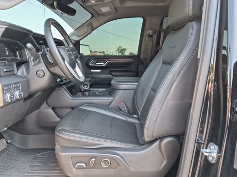 Used 2024 GMC Sierra 1500 Denali w/ Denali Reserve Package AWD/4WD image 15