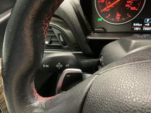 Used 2017 BMW 230i xDrive Convertible image 16