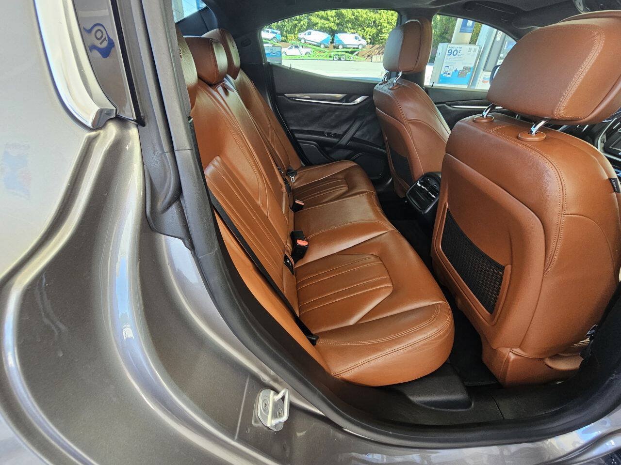 Used 2014 Maserati Ghibli RWD image 9