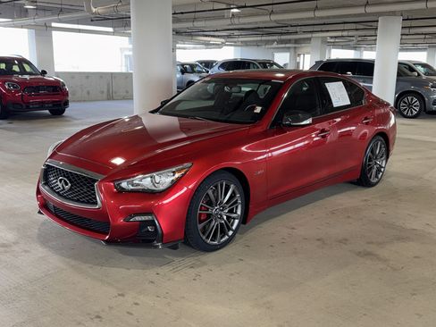 Used 2018 INFINITI Q50 Red Sport 400 w/ Sensory Package (Sport) image 4