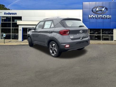 New 2026 Hyundai Venue SEL image 3