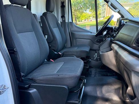 Used 2020 Ford Transit 250 Medium Roof AWD w/ Load Area Protection Package image 17