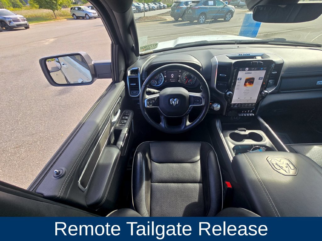 Used 2023 RAM 1500 Laramie AWD/4WD image 16