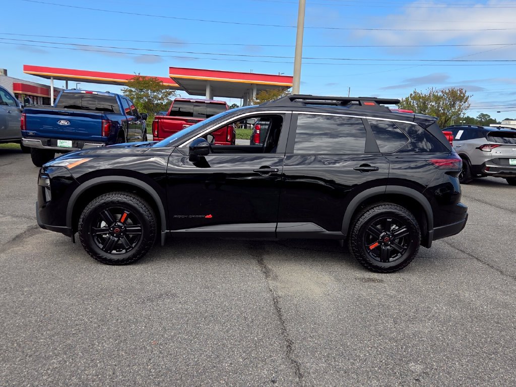 New 2026 Nissan Rogue SV AWD/4WD image 2