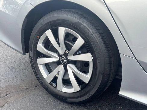 Used 2025 Honda Civic LX image 18