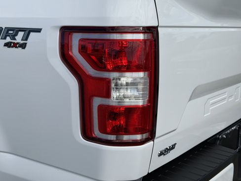 Used 2020 Ford F150 XLT w/ Equipment Group 302A Luxury image 10