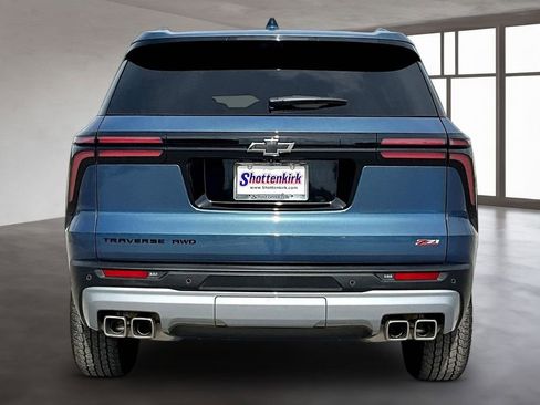 Used 2026 Chevrolet Traverse Z71 w/ Driver Confidence Package image 5