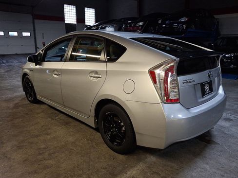 Used 2012 Toyota Prius Three image 4