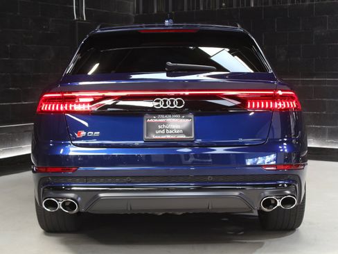 Used 2023 Audi SQ8 Prestige AWD/4WD image 16