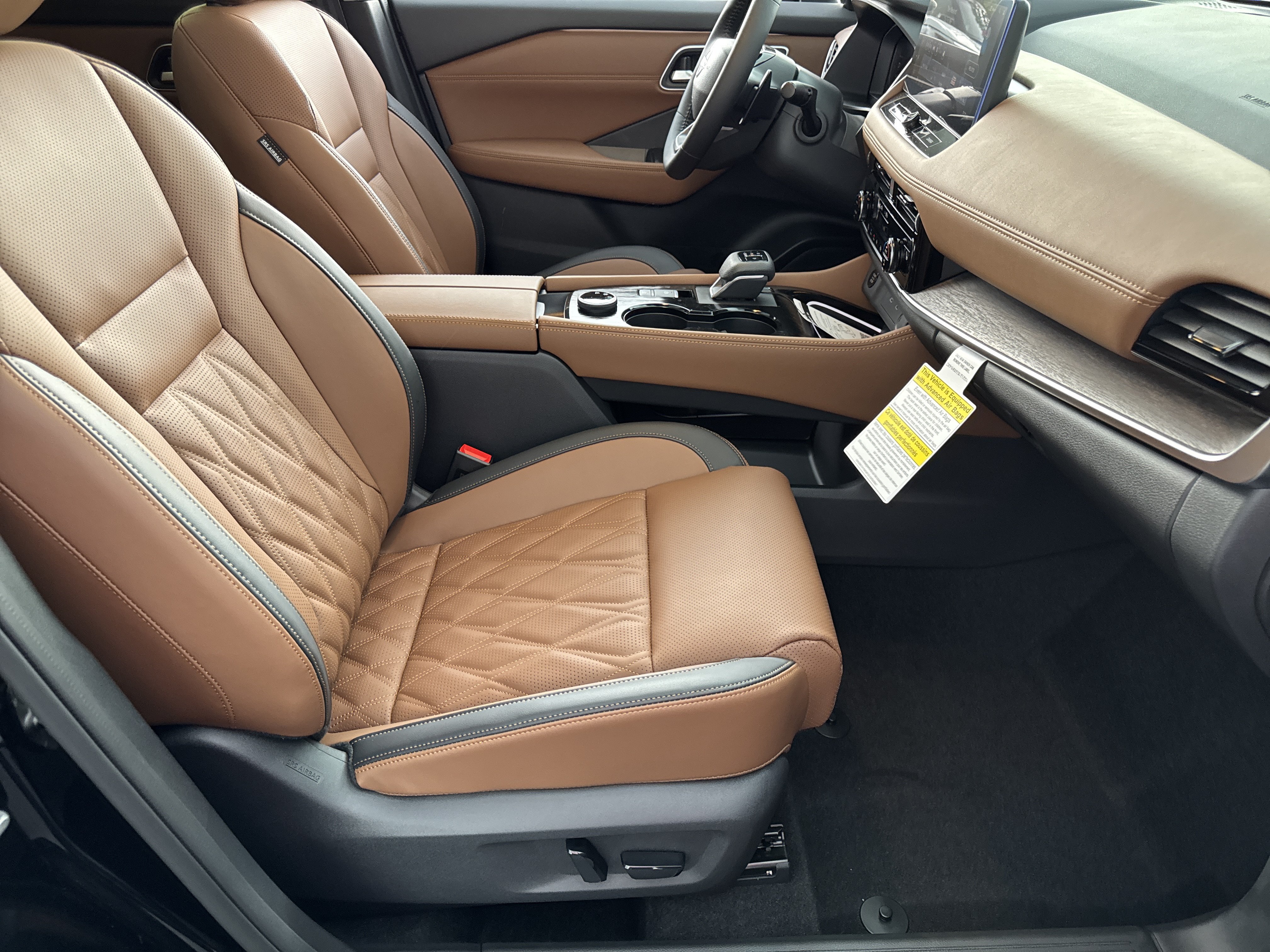 New 2026 Nissan Rogue Platinum w/ Platinum Premium Package AWD/4WD image 22