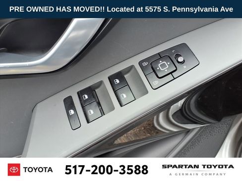 Used 2023 Kia Niro EX image 14