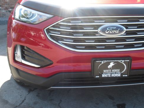 Used 2020 Ford Edge SEL w/ Convenience Package AWD/4WD image 3