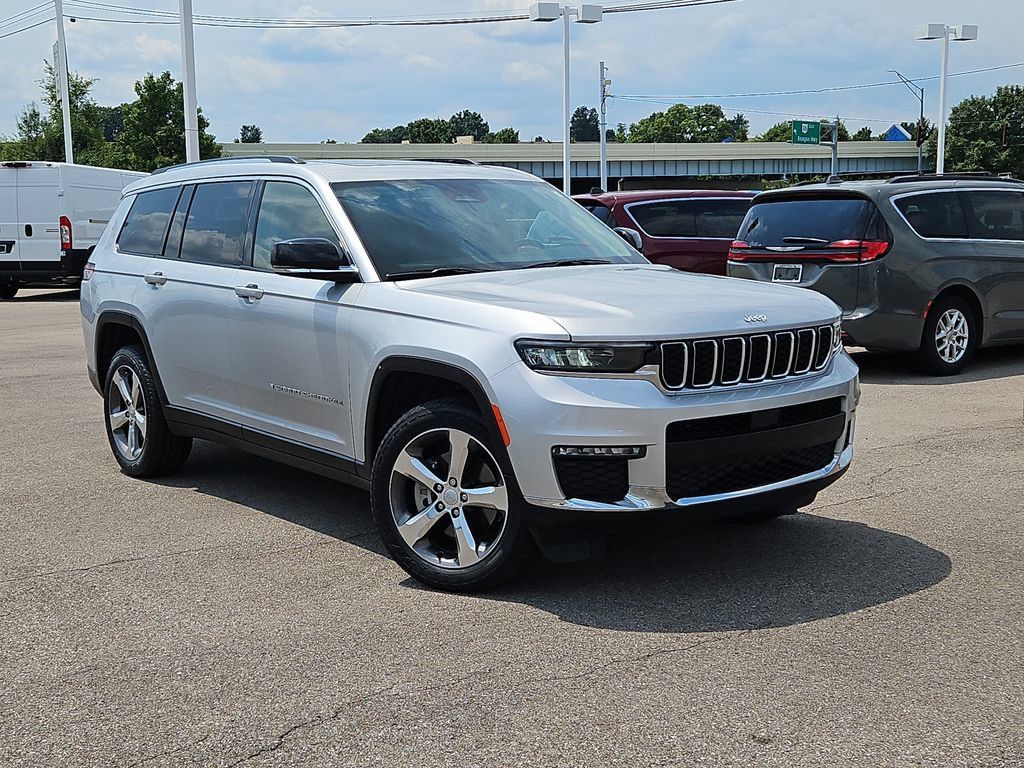 Used 2022 Jeep Grand Cherokee L Limited AWD/4WD image 36