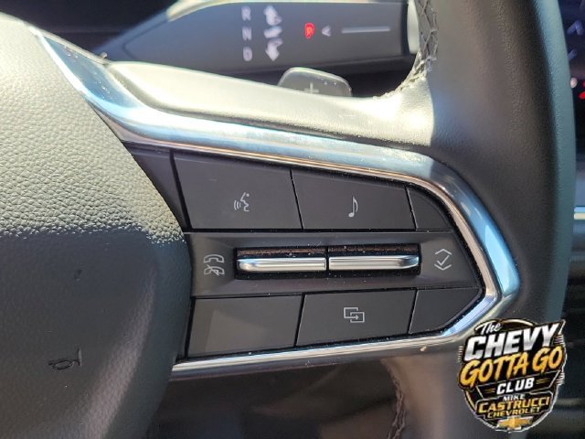 Used 2025 Chevrolet Suburban LT AWD/4WD image 13