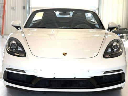 Used 2018 Porsche 718 Boxster GTS image 7
